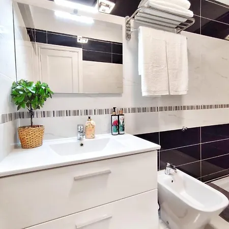 Sunshine Escape With Ocean View * アデヘ