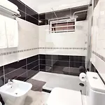 Sunshine Escape With Ocean View *