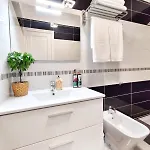 Sunshine Escape With Ocean View * 아데제