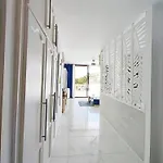 아파트 Sunshine Escape With Ocean View